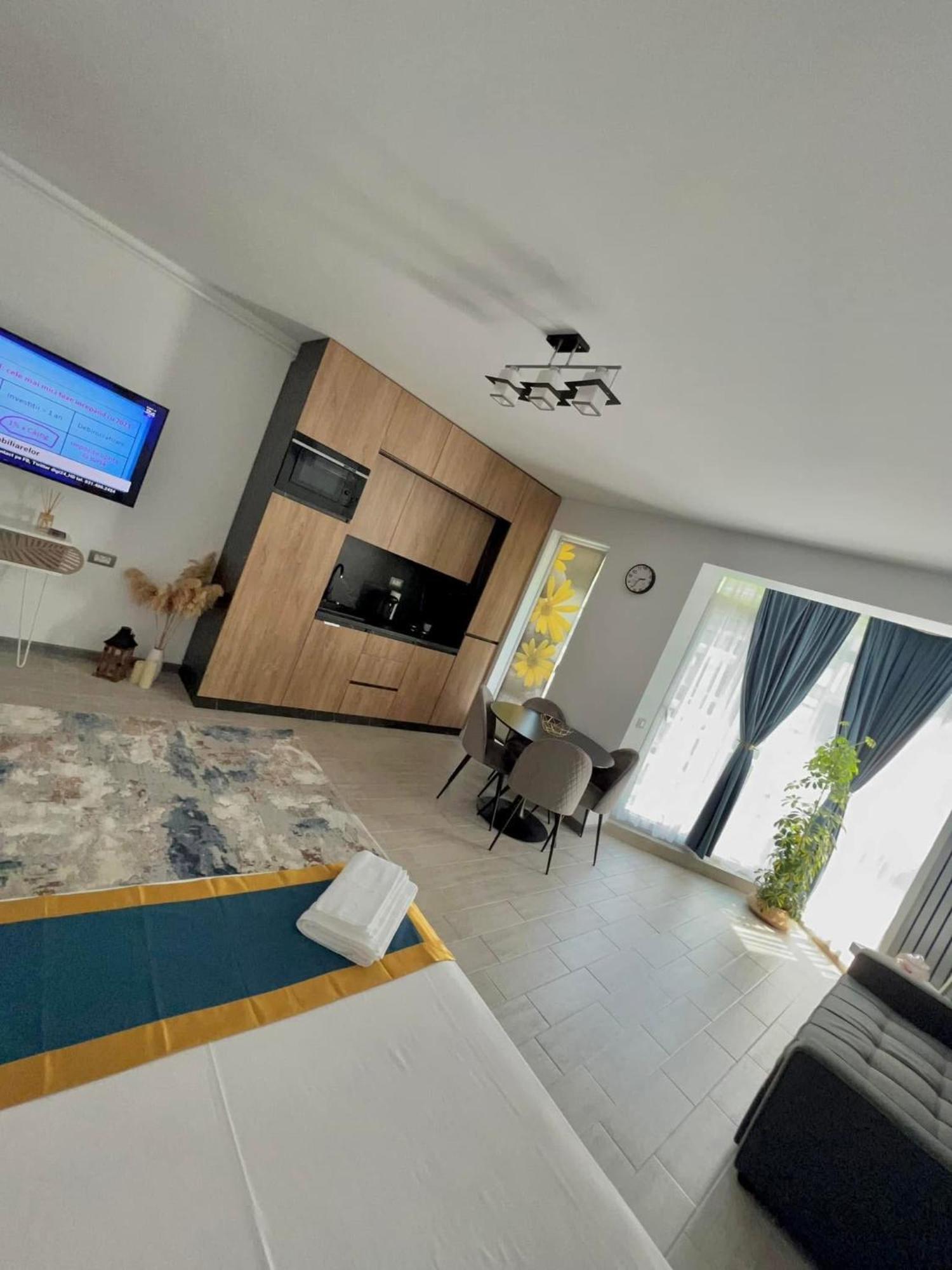 North Spa&Pools Alezzibeach นาโวดาริ ภายนอก รูปภาพ
